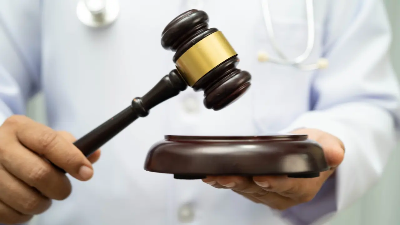 Judicialização da Medicina: Por Que os Processos Explodiram